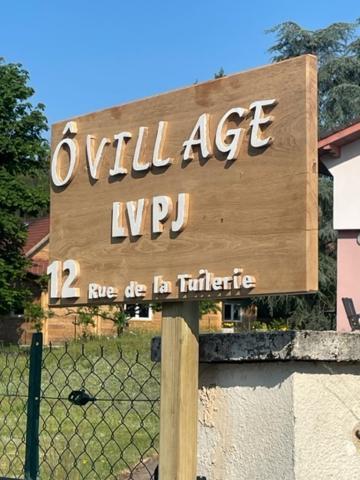 O Village Giromagny Eksteriør billede